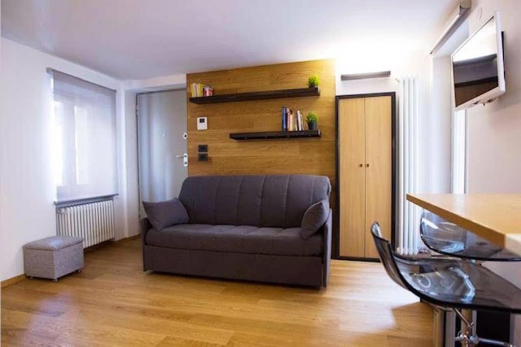 Splendido Monolocale Nel Centro Storico Del Borghetto Apartment อีเฟรอา ภายนอก รูปภาพ